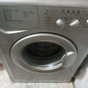 لباس شویی 5 کیلویی میشتا دست دوم